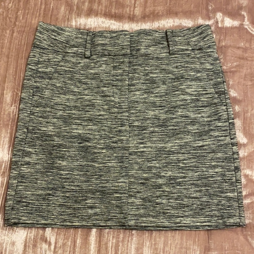 Loft pencil skirt